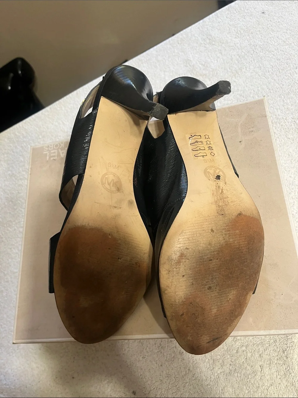Michael Kors Black Patent Leather Slingback Heels with Gold Footbed